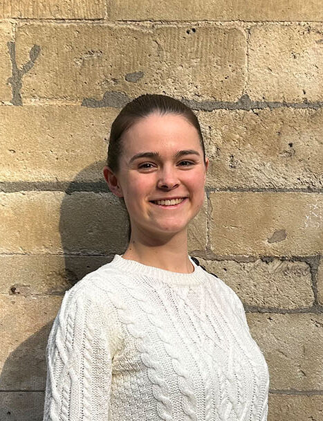 Christos_0002_Laetitia-aspect-ratio-100-130